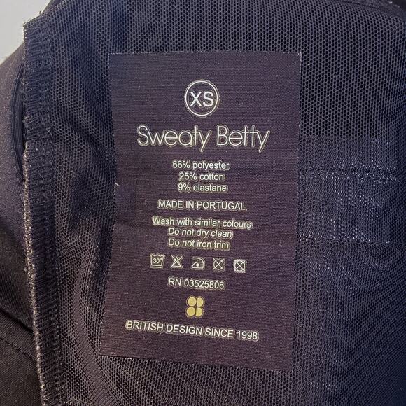 Sweaty Betty Oversized Black Riso Luxe Overalls - Picture 7 of 7